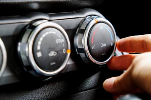 Almindelige synder bag ubehagelige lugte i biler med klimaanlæg