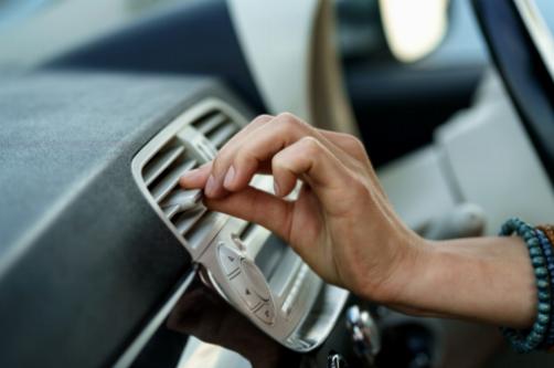 At forstå rollen af bilens aircondition-termostat i din bil