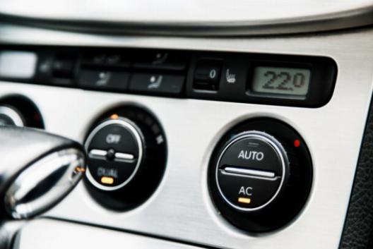 Betydningen af en velfungerende bil klimaanlæg thermostat