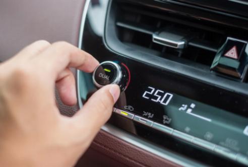 Sådan løser du elektriske problemer med aircondition i din bil