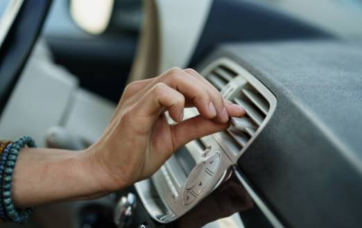 Tag det roligt: Tips til at holde dit bils aircondition-system køligt