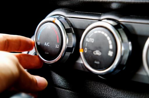 Tips til vedligeholdelse af din bilens aircondition-termostat for optimal ydeevne